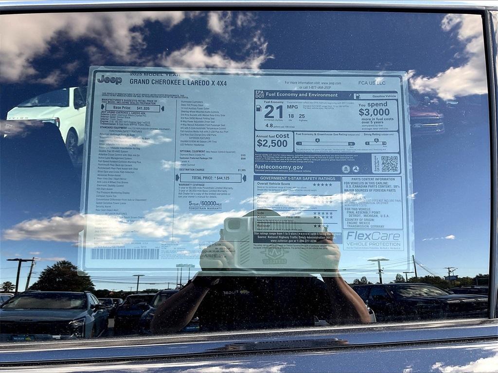 new 2025 Jeep Grand Cherokee L car, priced at $41,104