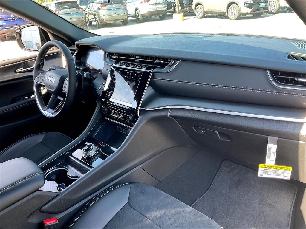 new 2025 Jeep Grand Cherokee L car, priced at $37,782