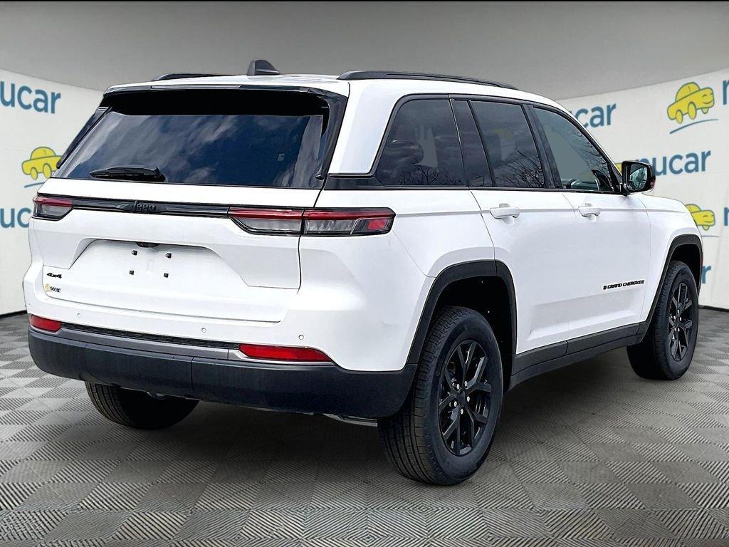 new 2026 Jeep Grand Cherokee car, priced at $44,145
