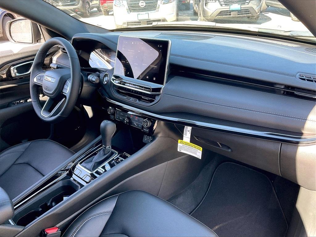 new 2026 Jeep Compass car, priced at $30,998