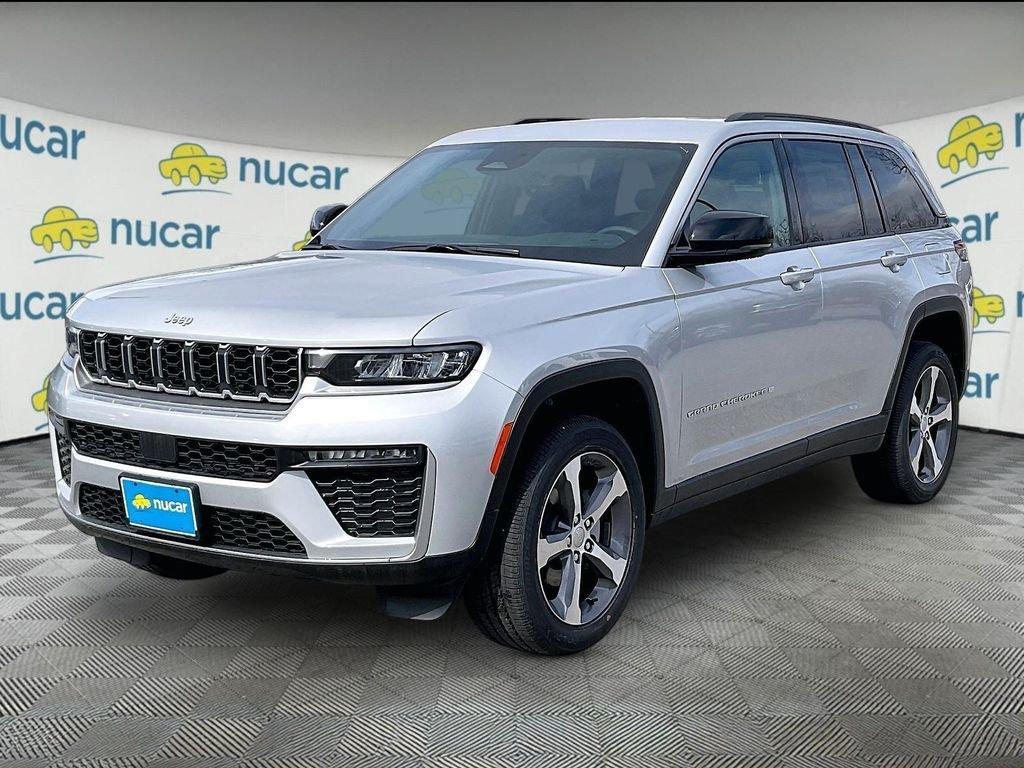new 2026 Jeep Grand Cherokee car, priced at $44,706
