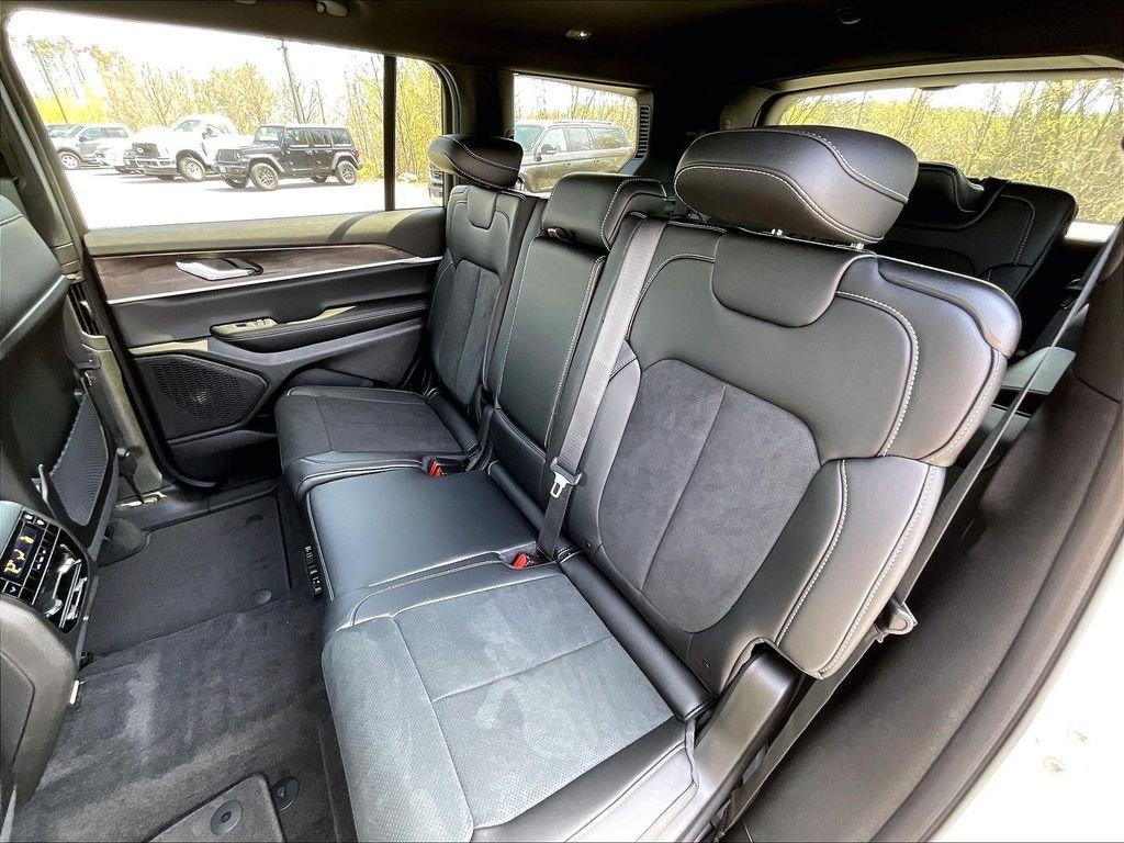 new 2026 Jeep Grand Cherokee L car, priced at $44,578