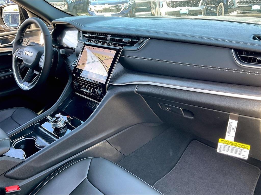 new 2025 Jeep Grand Cherokee L car, priced at $45,239