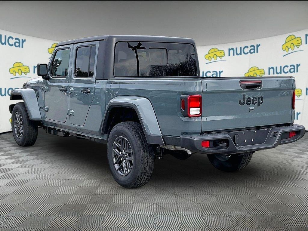 new 2026 Jeep Gladiator car, priced at $44,917