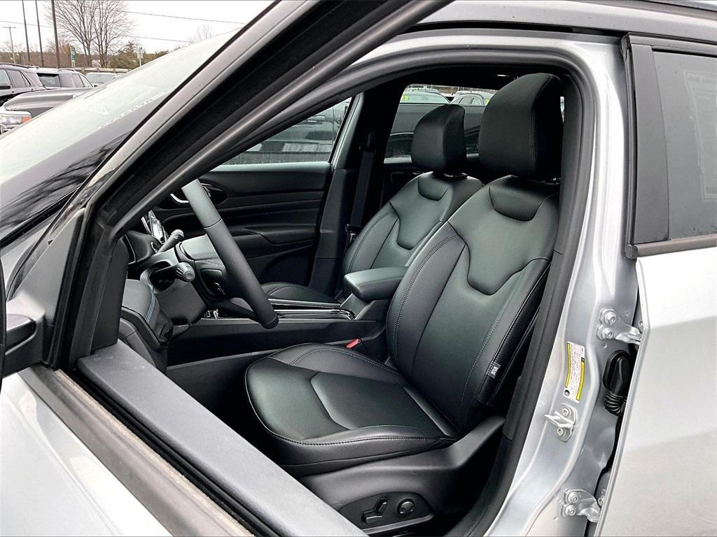 new 2026 Jeep Compass car, priced at $37,381