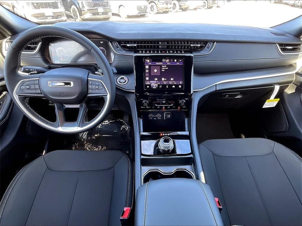 new 2025 Jeep Grand Cherokee L car, priced at $40,586