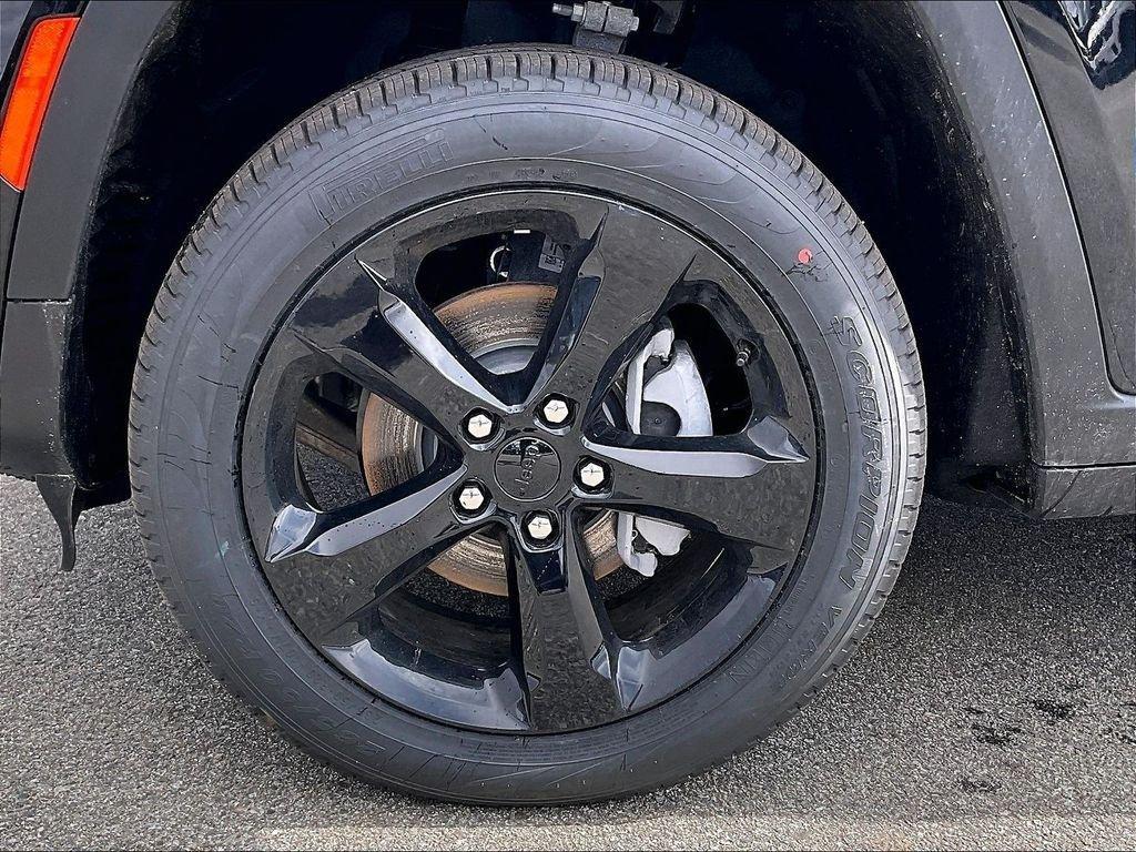 new 2026 Jeep Grand Cherokee car, priced at $46,965