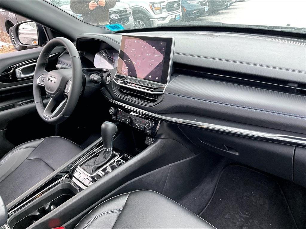 new 2025 Jeep Compass car, priced at $37,311