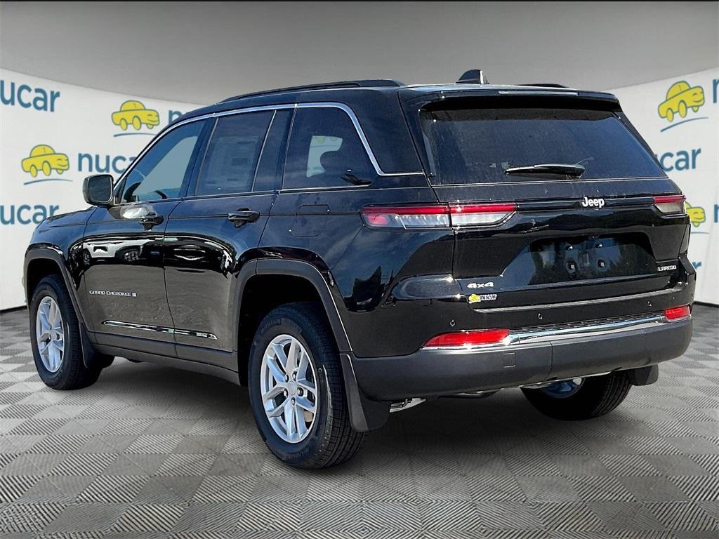 new 2025 Jeep Grand Cherokee car, priced at $36,220