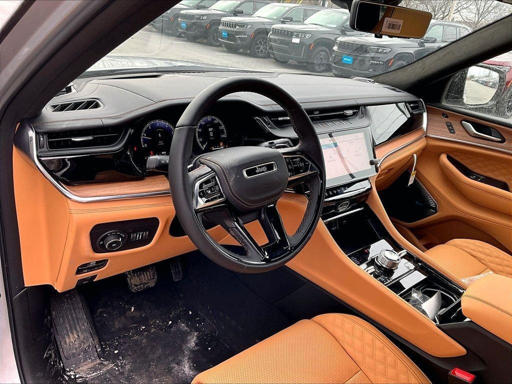 new 2026 Jeep Grand Cherokee car, priced at $59,342