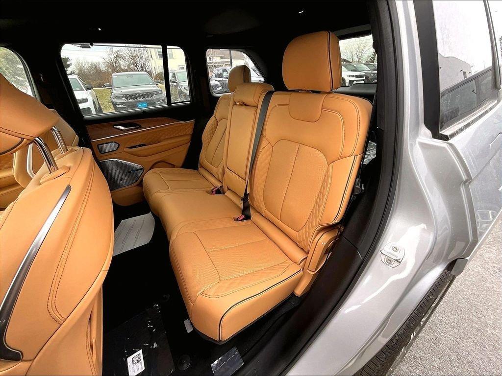 new 2026 Jeep Grand Cherokee car, priced at $59,342
