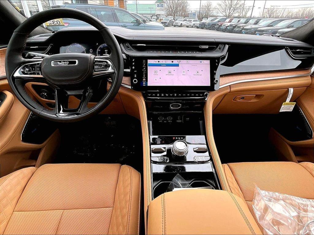 new 2026 Jeep Grand Cherokee car, priced at $59,342