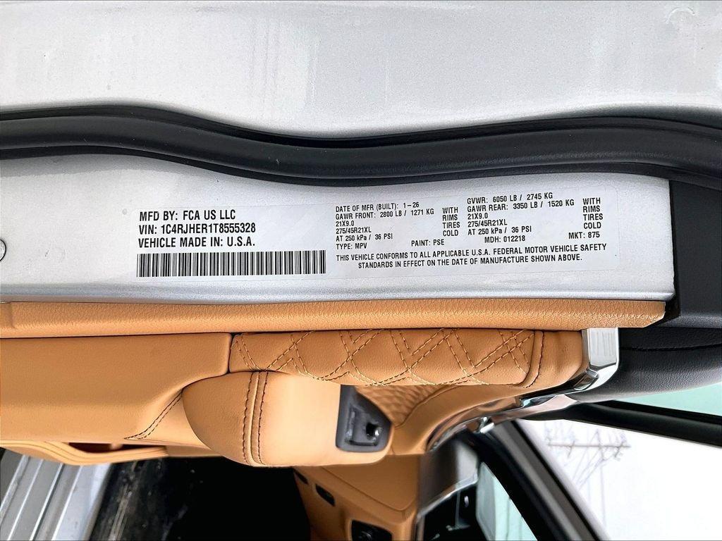 new 2026 Jeep Grand Cherokee car, priced at $59,342