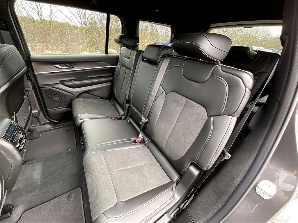 new 2026 Jeep Grand Cherokee L car, priced at $45,096