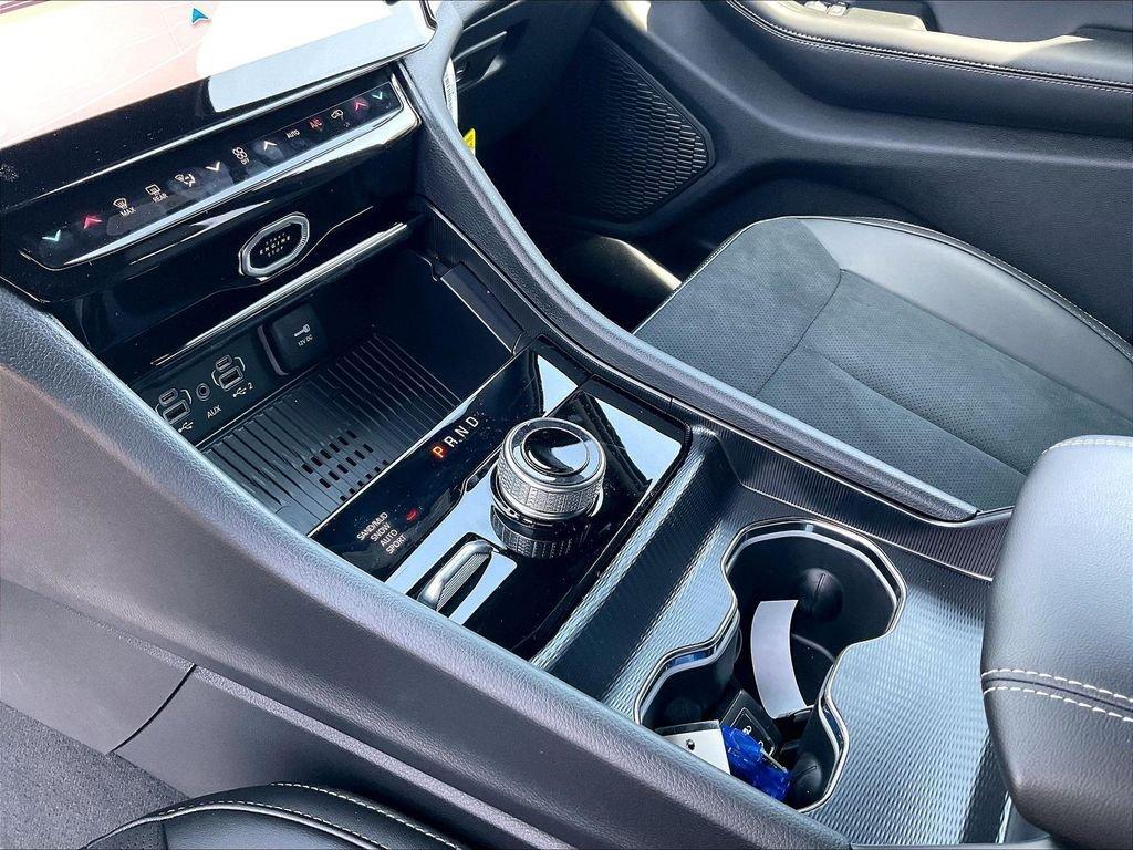new 2026 Jeep Grand Cherokee car, priced at $44,663