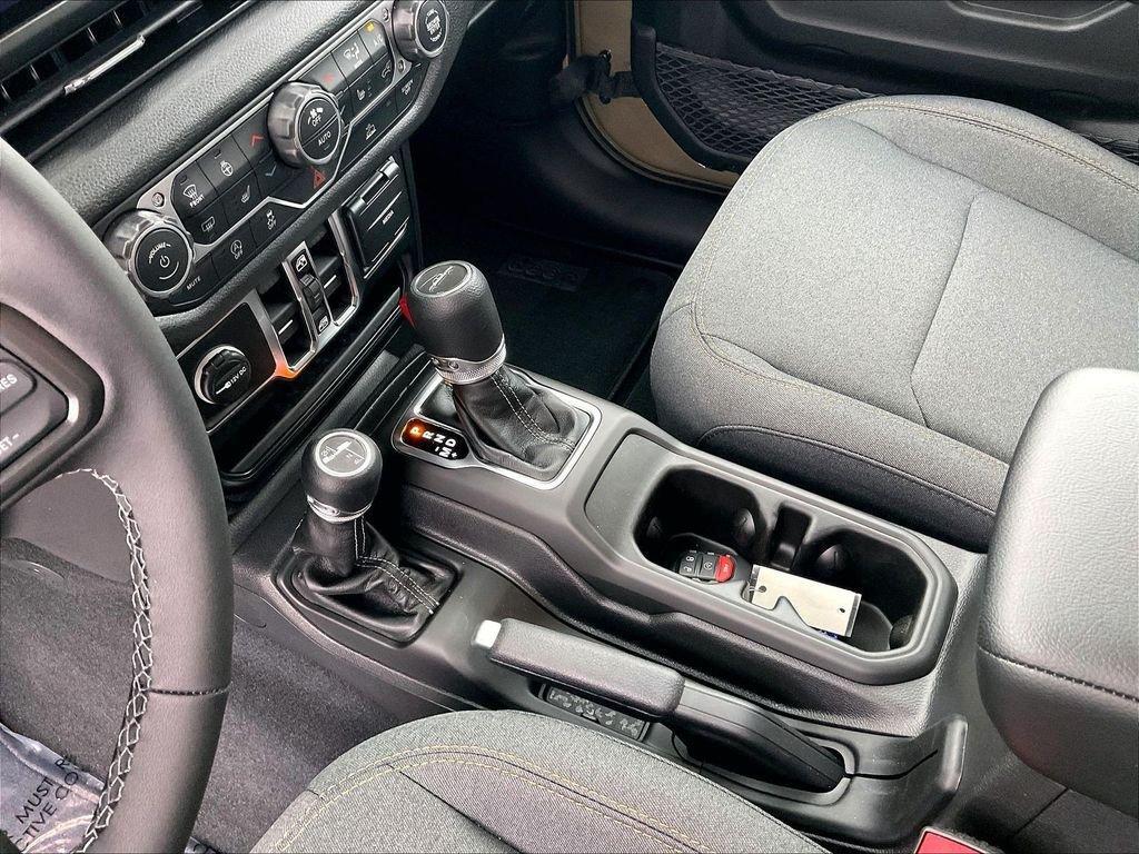 new 2026 Jeep Gladiator car, priced at $41,071
