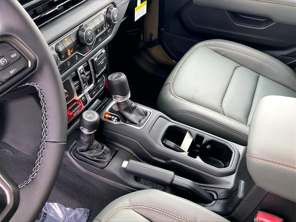 new 2026 Jeep Gladiator car, priced at $55,631