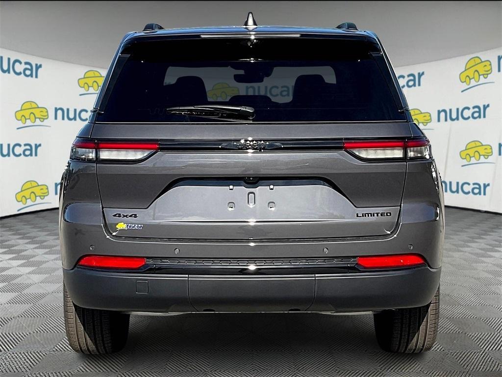 new 2025 Jeep Grand Cherokee car, priced at $46,291