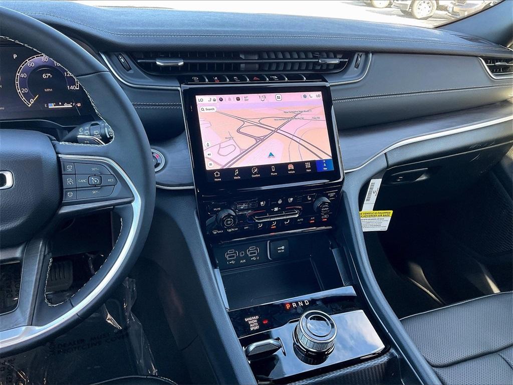 new 2025 Jeep Grand Cherokee car, priced at $46,291