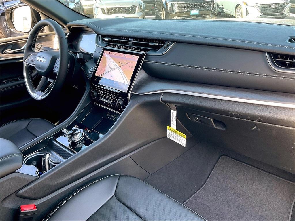 new 2025 Jeep Grand Cherokee car, priced at $46,291