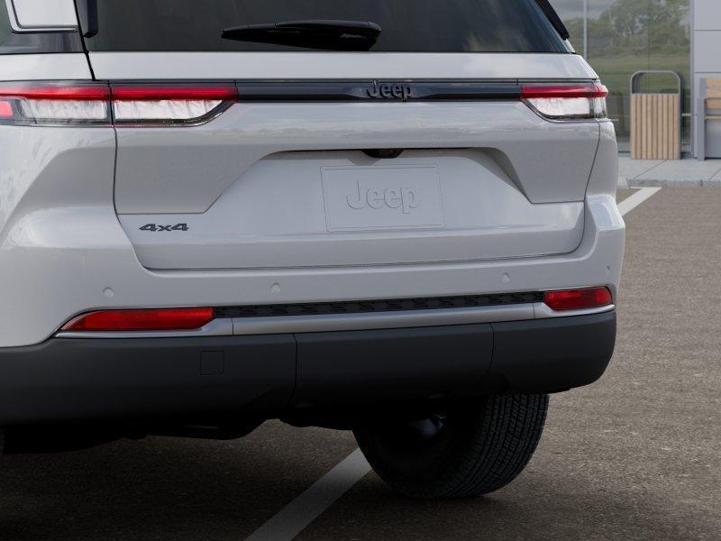 new 2026 Jeep Grand Cherokee car, priced at $43,790