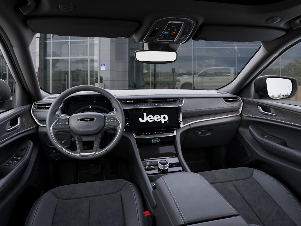 new 2026 Jeep Grand Cherokee car, priced at $43,790