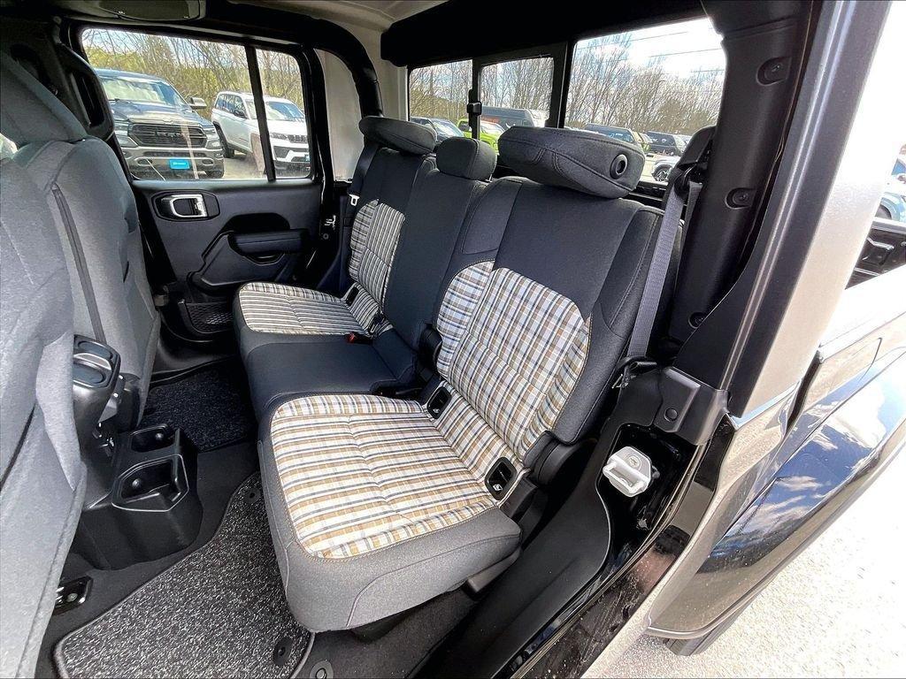 new 2026 Jeep Gladiator car, priced at $46,149