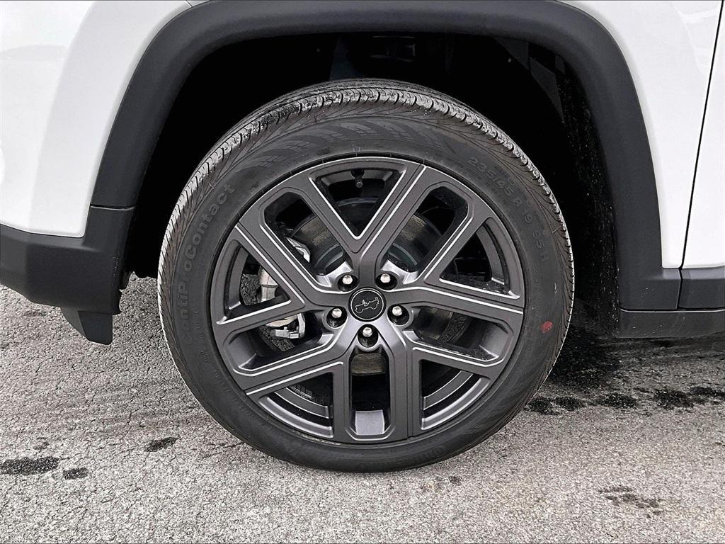 new 2026 Jeep Compass car, priced at $36,851