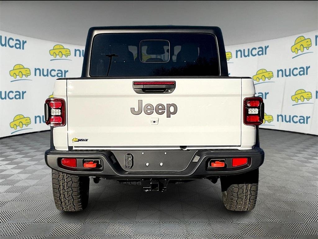 new 2026 Jeep Gladiator car, priced at $55,113