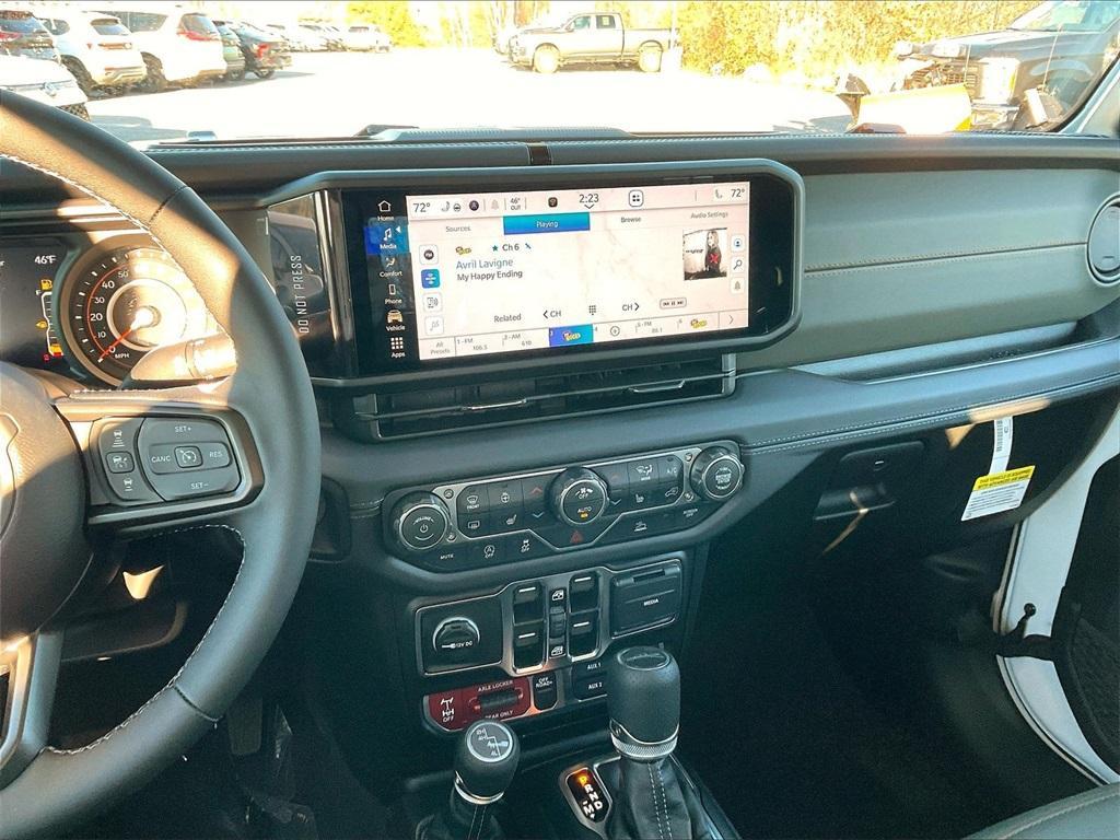 new 2026 Jeep Gladiator car, priced at $55,113