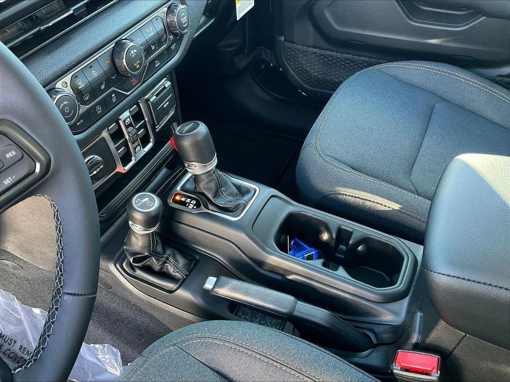 new 2026 Jeep Gladiator car, priced at $44,716