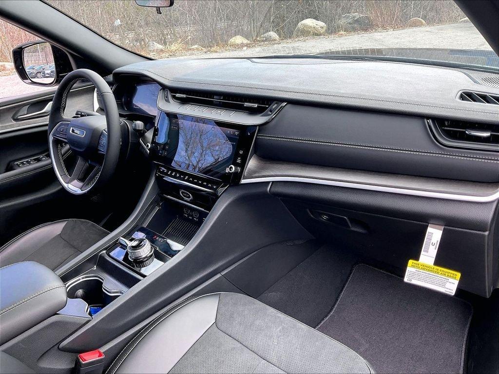 new 2026 Jeep Grand Cherokee L car, priced at $45,096