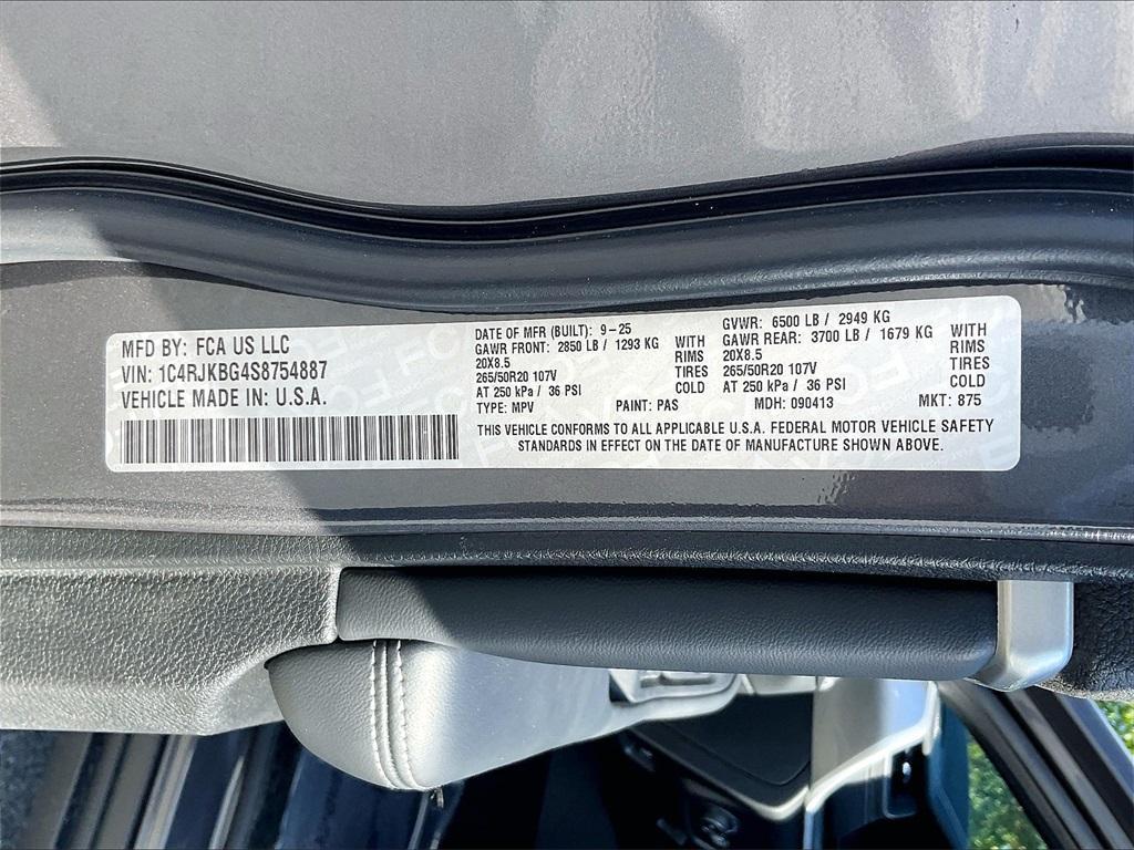 new 2025 Jeep Grand Cherokee L car, priced at $46,867