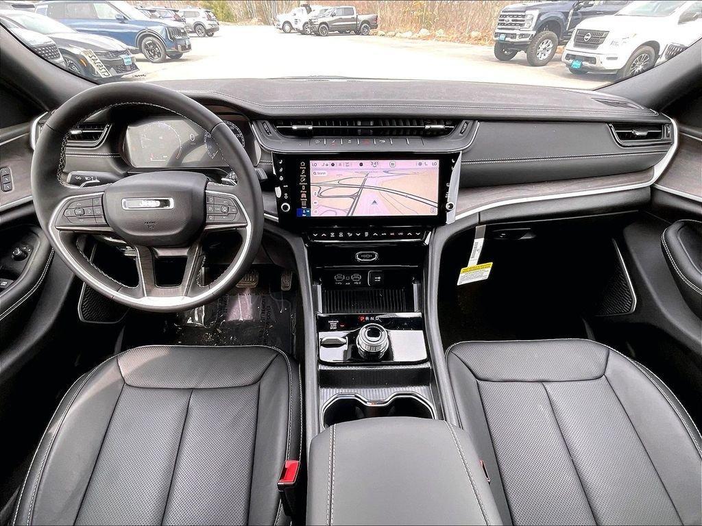 new 2026 Jeep Grand Cherokee car, priced at $49,378