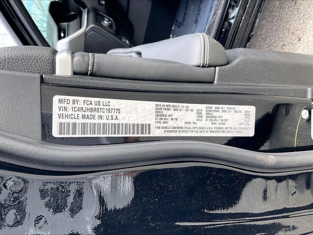 new 2026 Jeep Grand Cherokee car, priced at $49,378