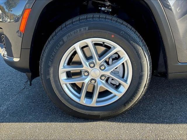 new 2025 Jeep Grand Cherokee L car, priced at $44,824
