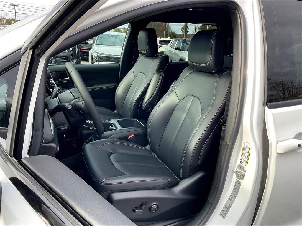 new 2026 Chrysler Pacifica car, priced at $48,350