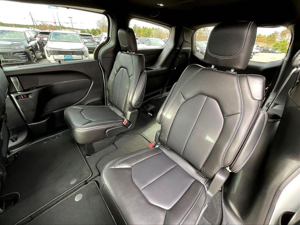 new 2026 Chrysler Pacifica car, priced at $45,549