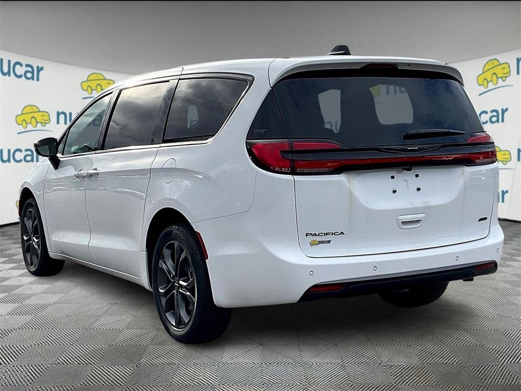 new 2026 Chrysler Pacifica car, priced at $48,350