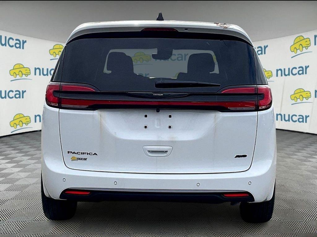 new 2026 Chrysler Pacifica car, priced at $45,549