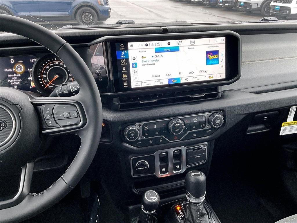 new 2026 Jeep Wrangler car, priced at $43,584