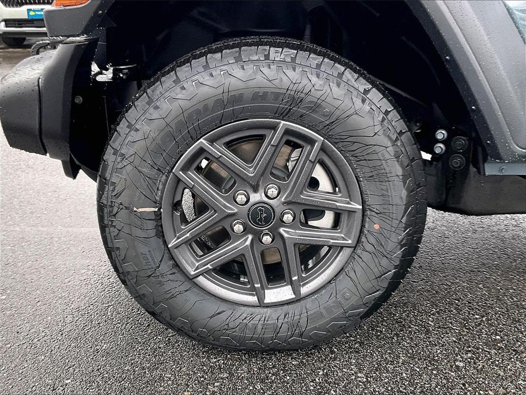 new 2026 Jeep Wrangler car, priced at $43,584