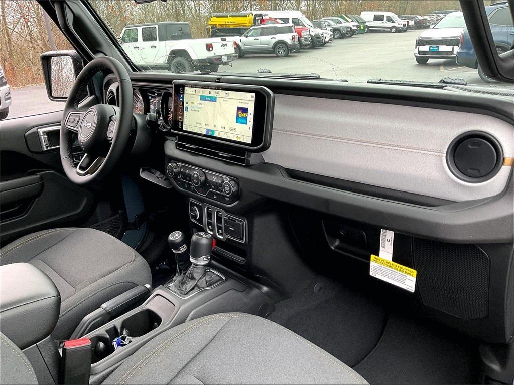 new 2026 Jeep Wrangler car, priced at $43,584
