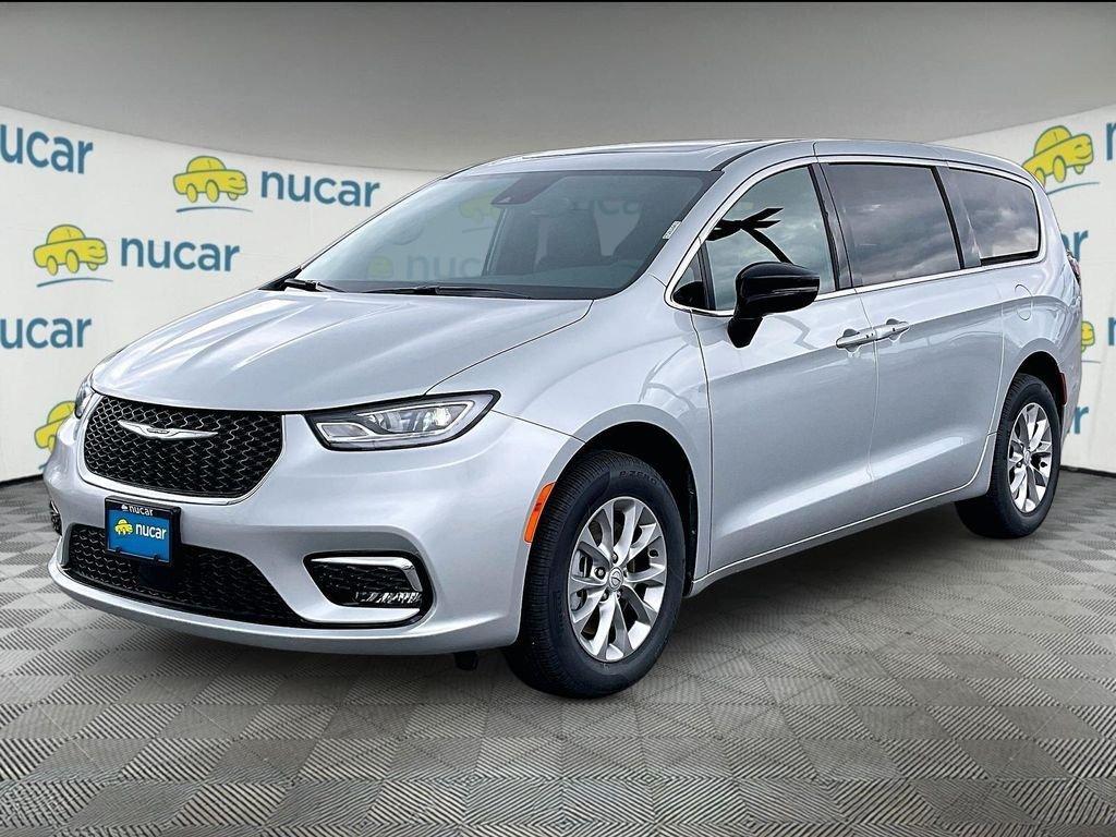 new 2026 Chrysler Pacifica car, priced at $49,966