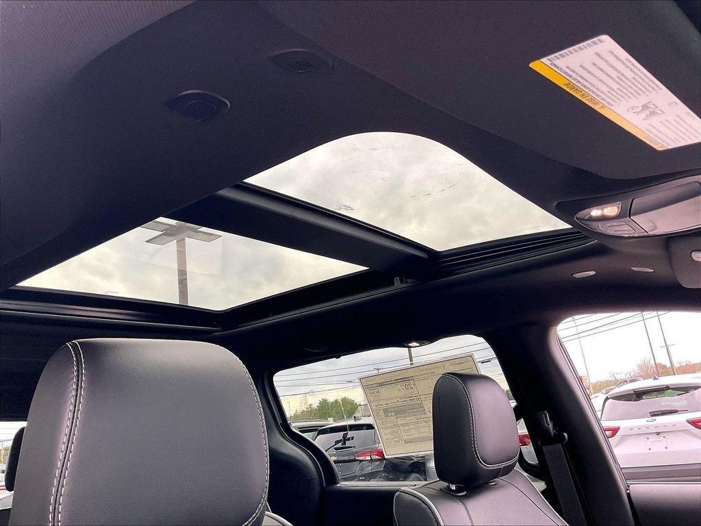 new 2026 Chrysler Pacifica car, priced at $49,966