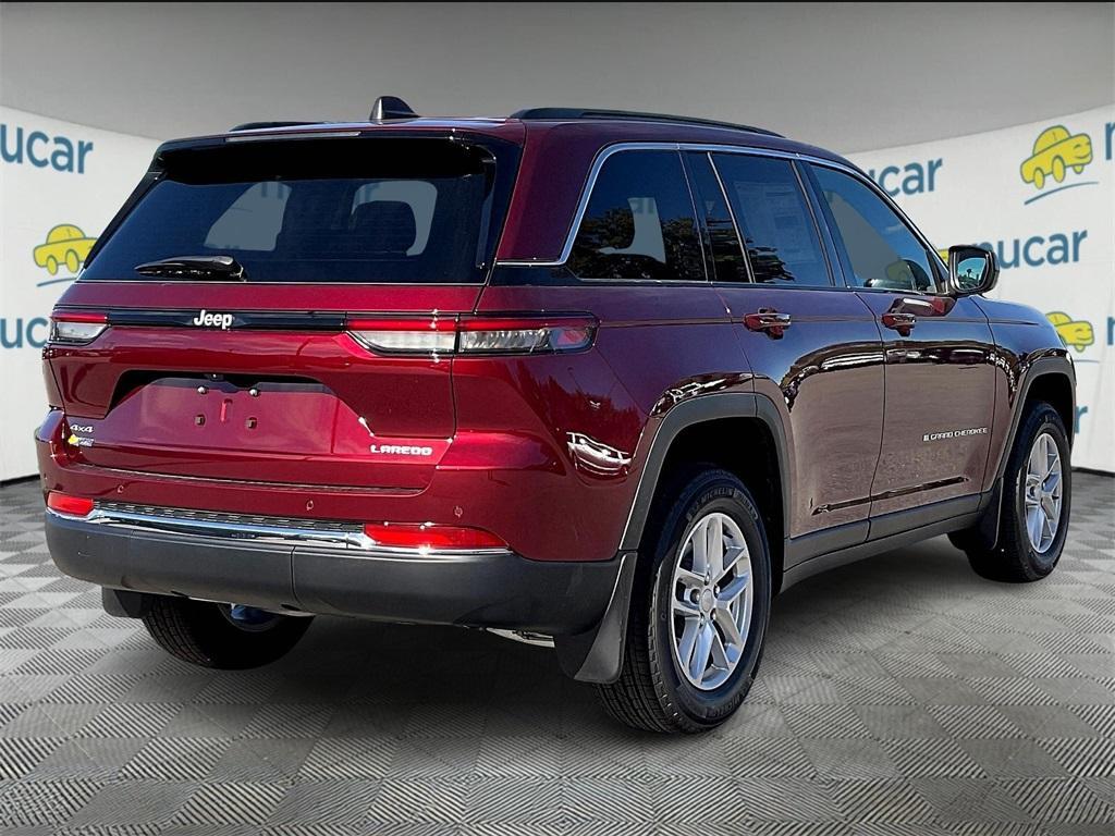 new 2025 Jeep Grand Cherokee car, priced at $40,470