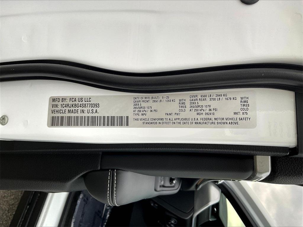 new 2025 Jeep Grand Cherokee L car, priced at $49,490