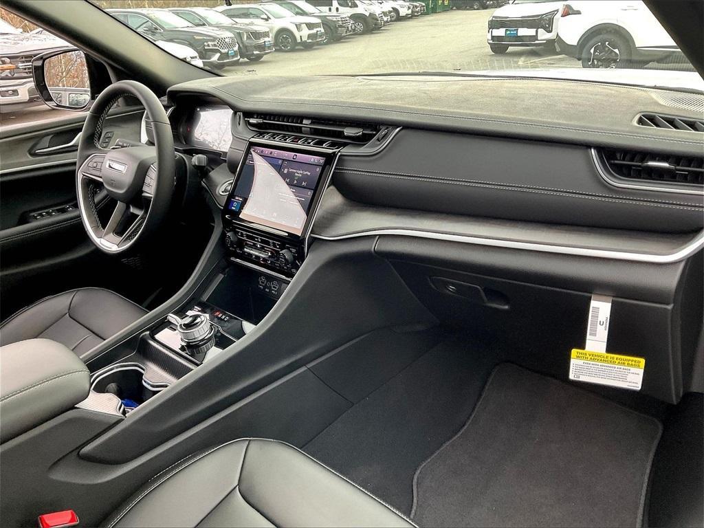 new 2025 Jeep Grand Cherokee L car, priced at $49,490