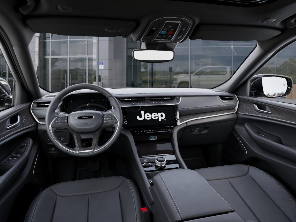 new 2026 Jeep Grand Cherokee car, priced at $45,576