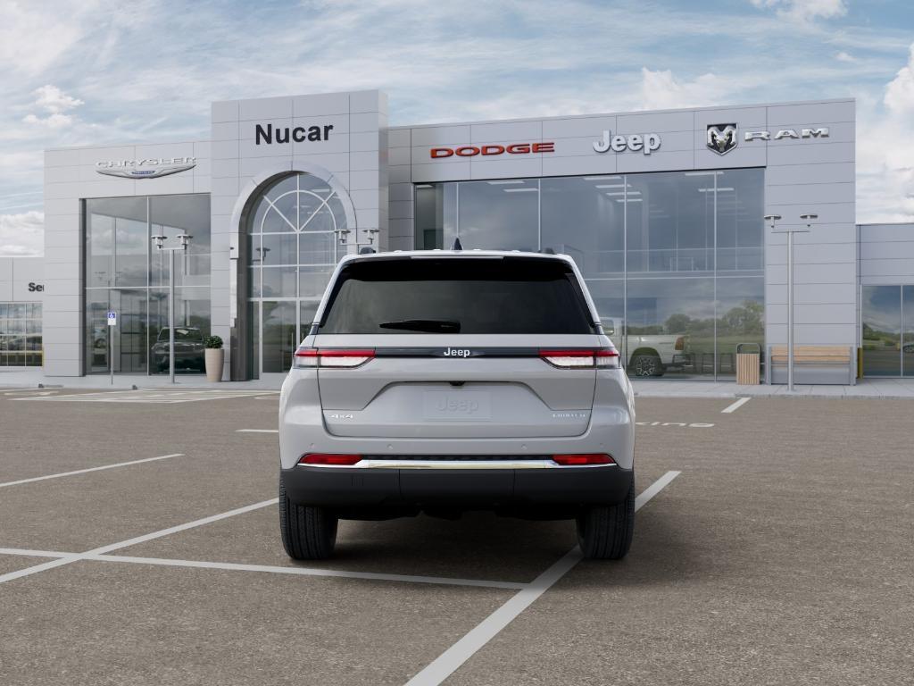 new 2026 Jeep Grand Cherokee car, priced at $45,576